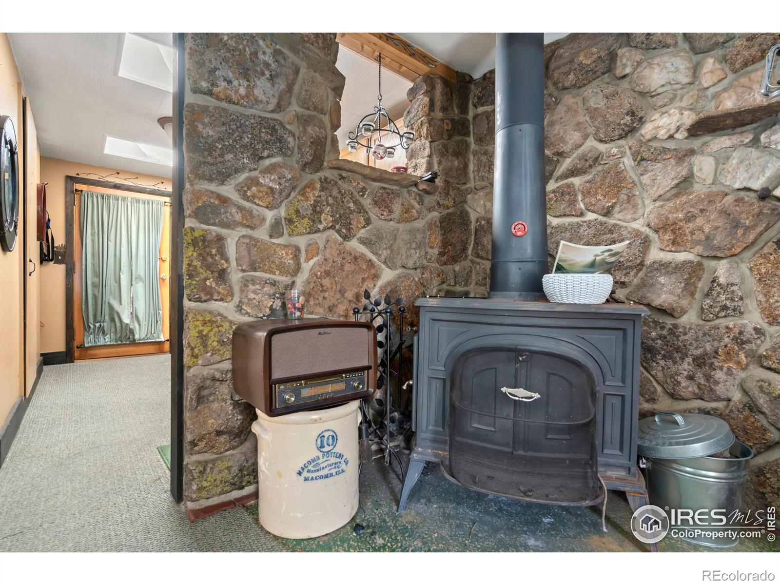 MLS Image #12 for 15  pine forest way,drake, Colorado