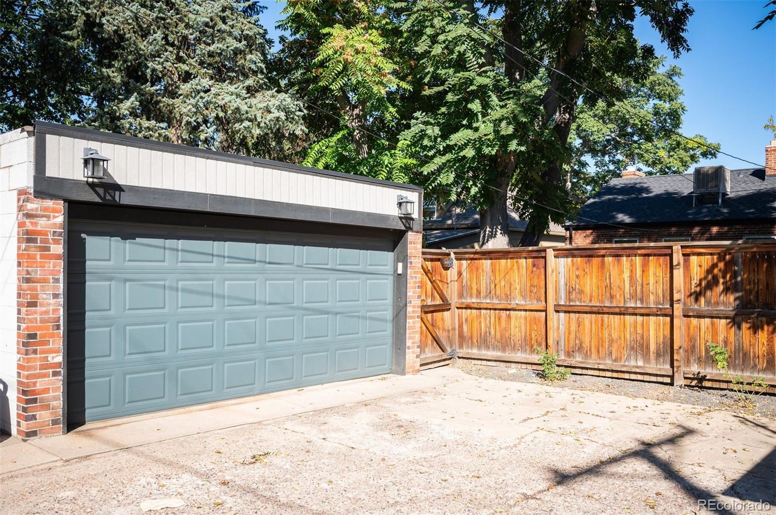 MLS Image #32 for 2329 n glencoe street,denver, Colorado