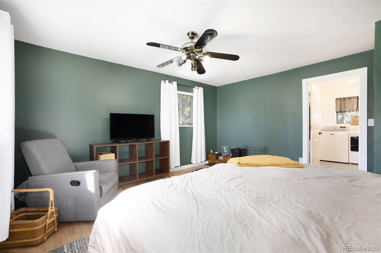 MLS Image #13 for 4022 n loring circle,colorado springs, Colorado