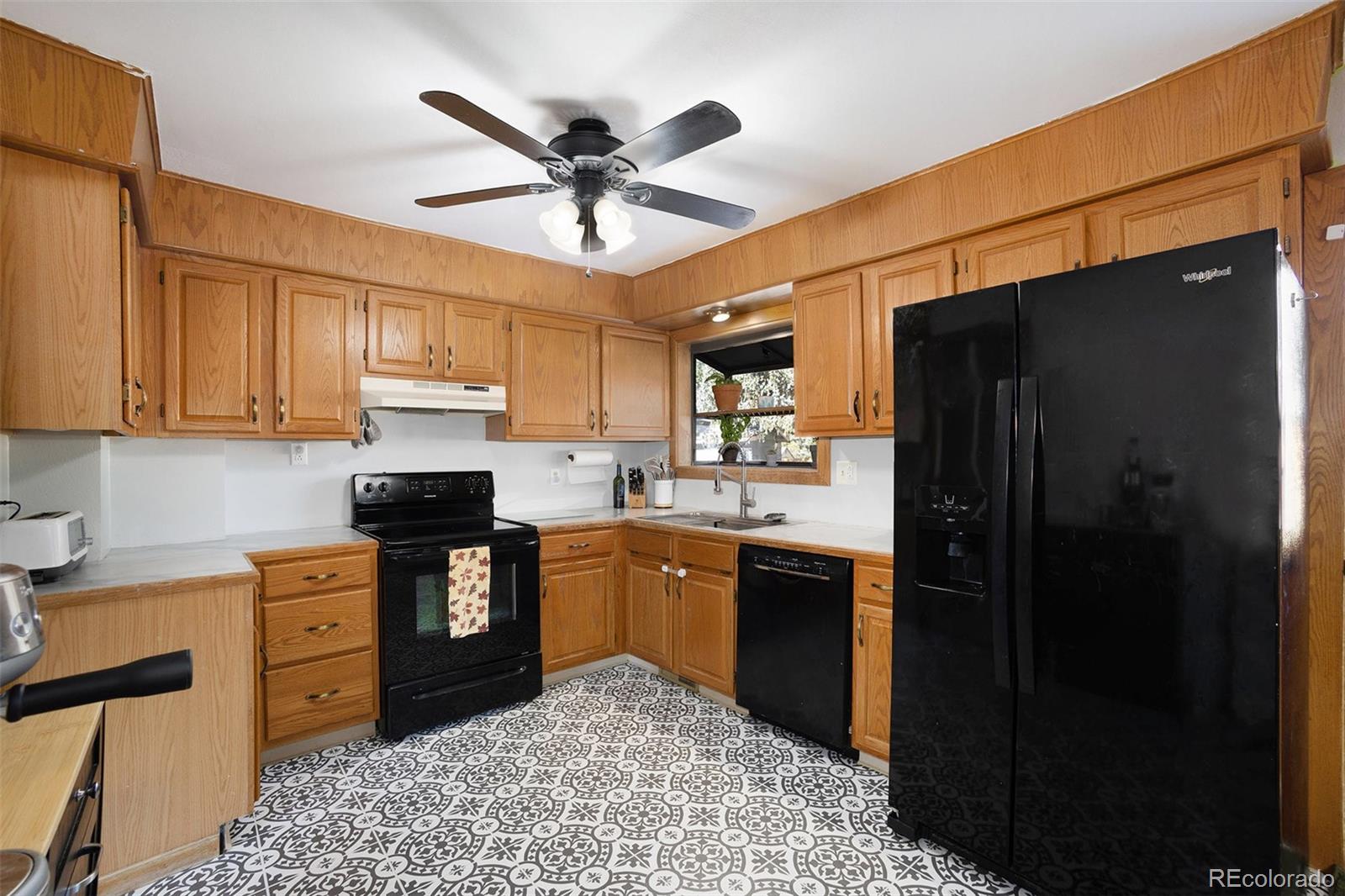 MLS Image #6 for 4022 n loring circle,colorado springs, Colorado