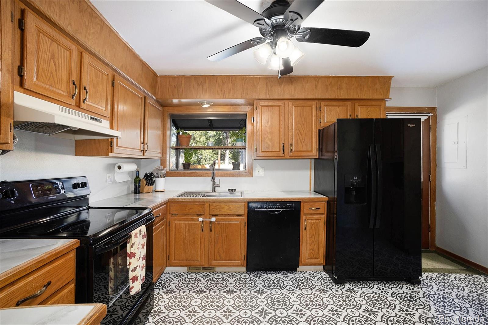 MLS Image #7 for 4022 n loring circle,colorado springs, Colorado