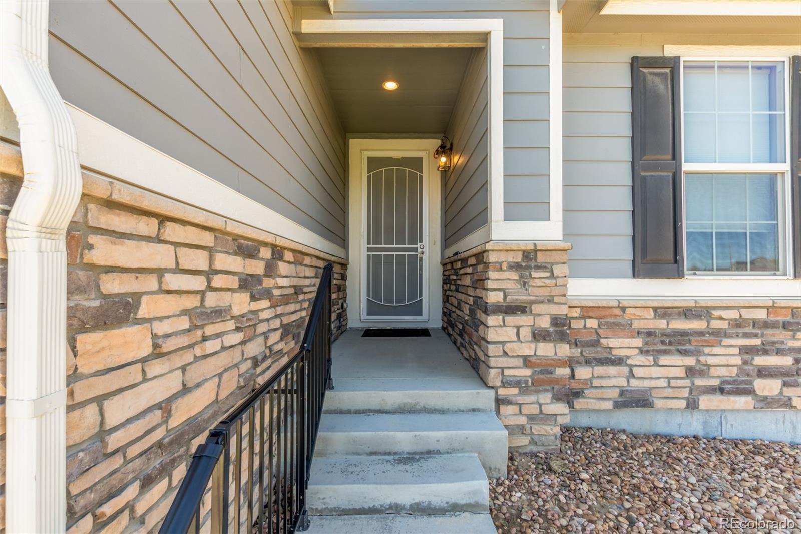 MLS Image #3 for 3307  hawthorne lane,dacono, Colorado