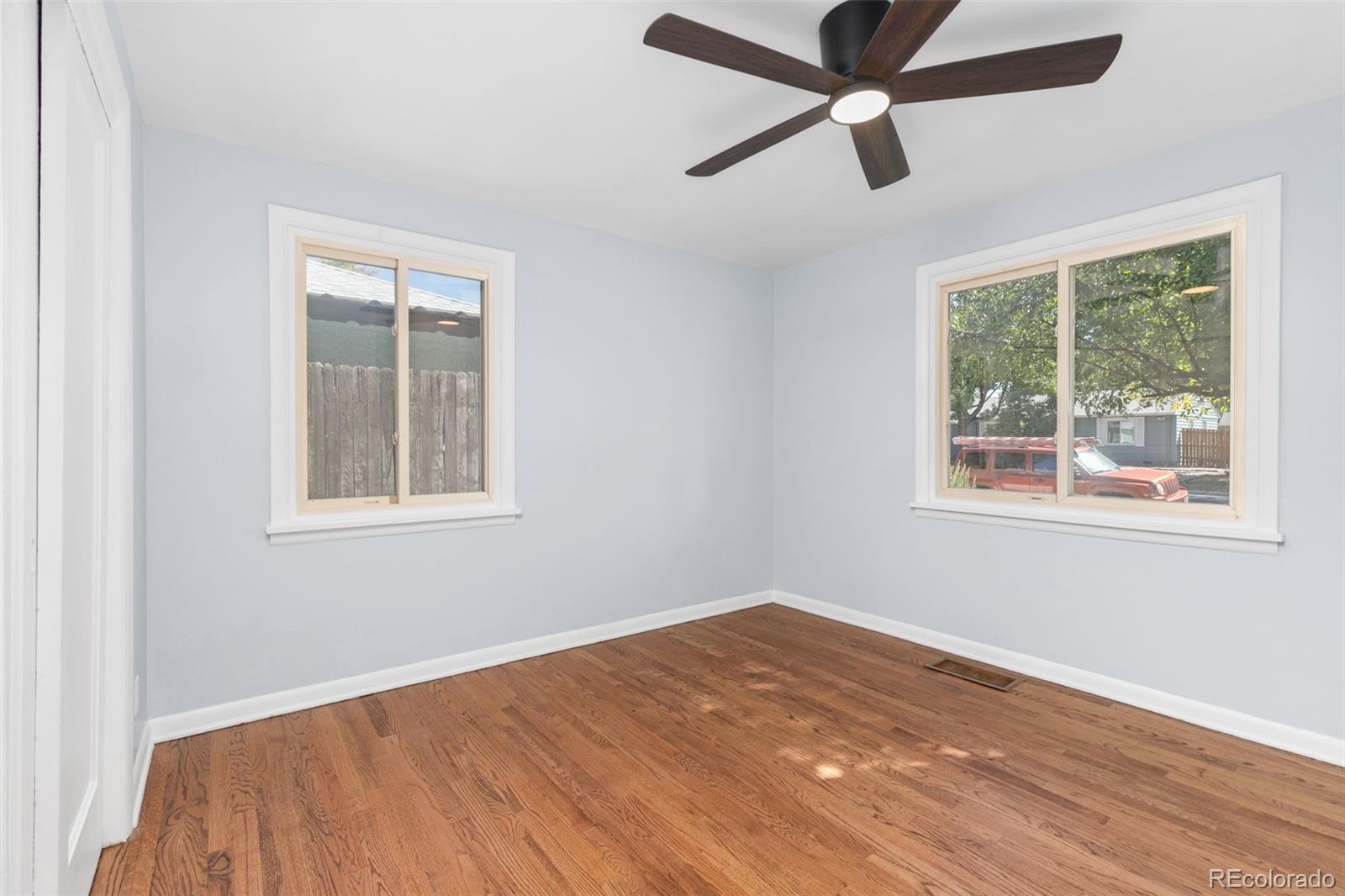 MLS Image #18 for 9927 e 7th avenue,aurora, Colorado