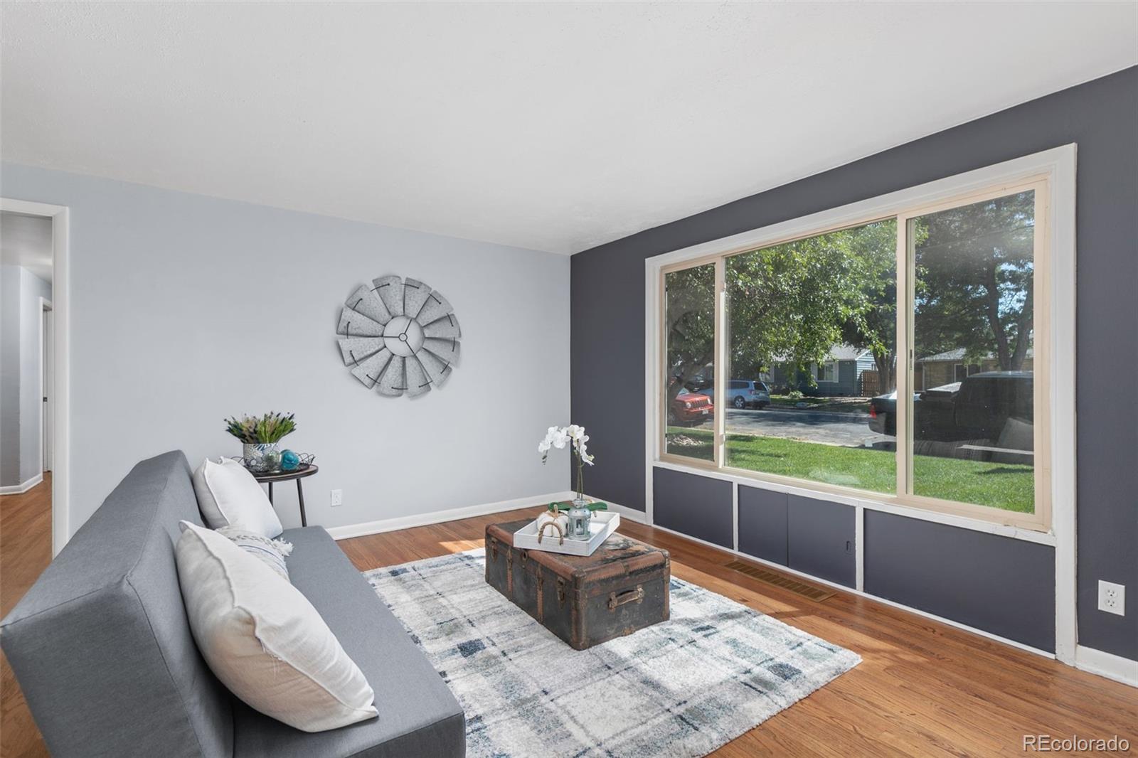 MLS Image #7 for 9927 e 7th avenue,aurora, Colorado