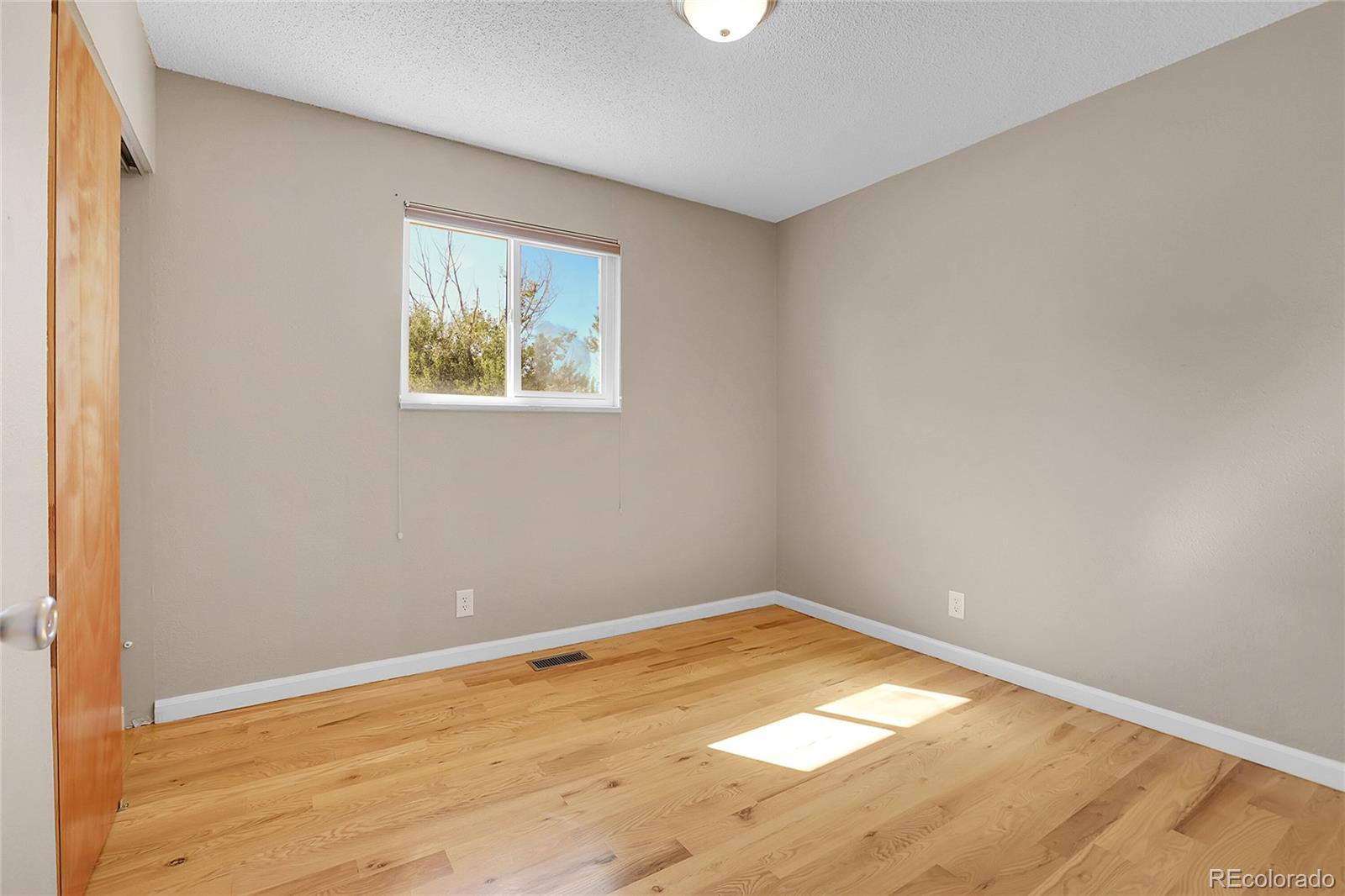 MLS Image #13 for 11834  claude way,northglenn, Colorado