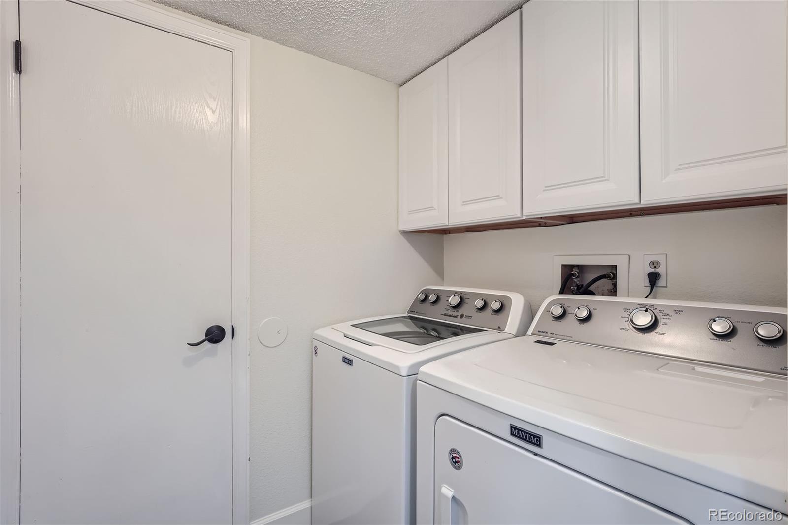 MLS Image #18 for 20759 e 44th avenue,denver, Colorado