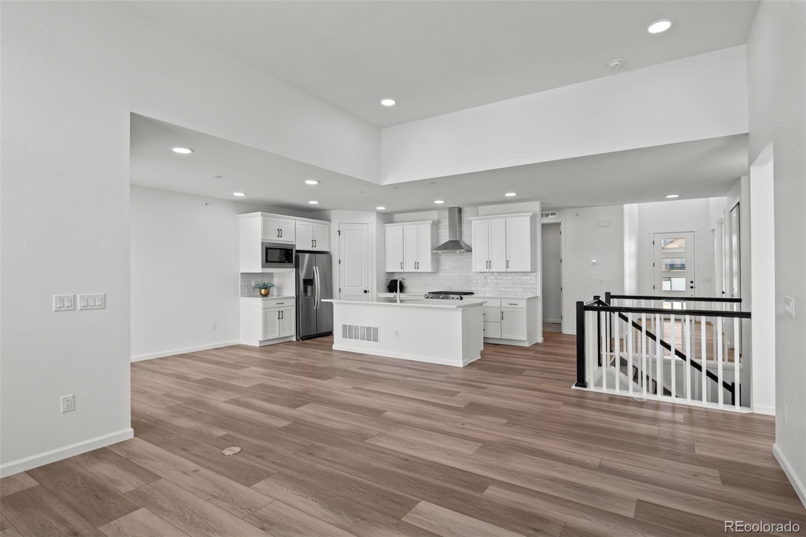 MLS Image #2 for 8279 s quail court,littleton, Colorado