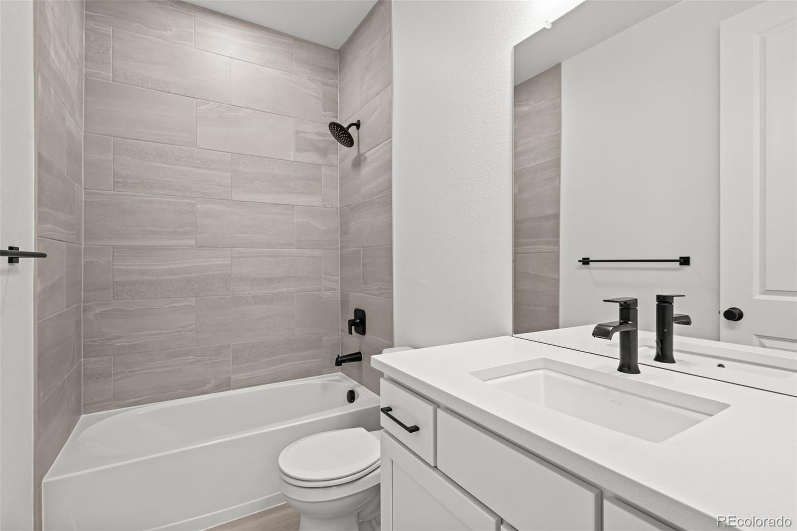 MLS Image #22 for 8279 s quail court,littleton, Colorado