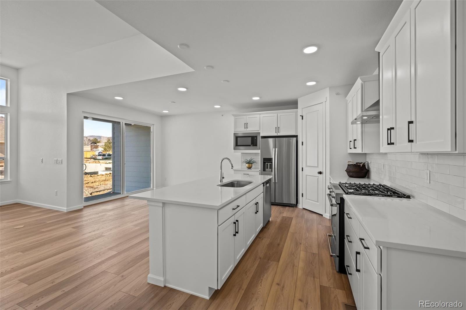 MLS Image #4 for 8279 s quail court,littleton, Colorado
