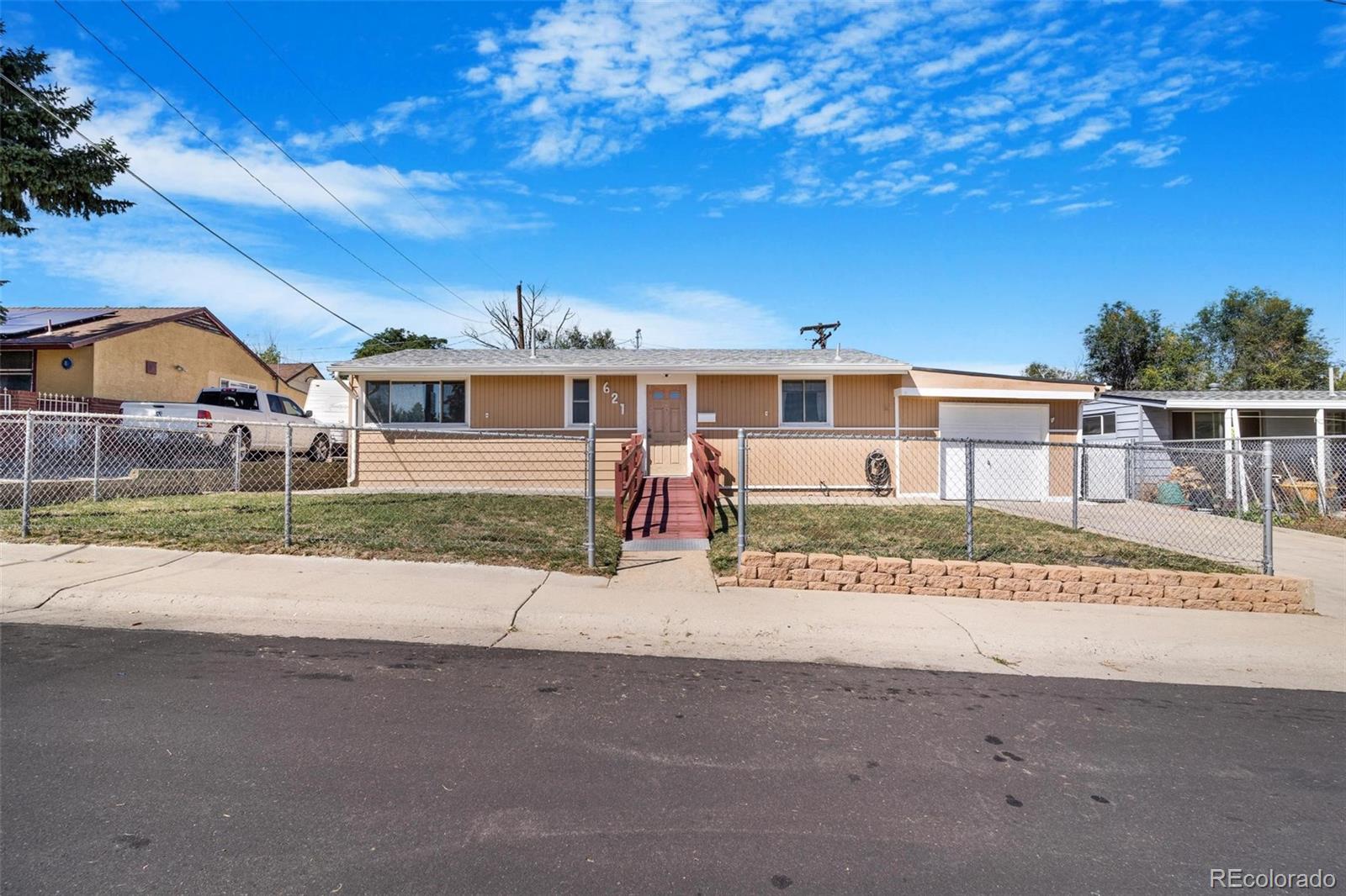 MLS Image #23 for 621  campo street,denver, Colorado