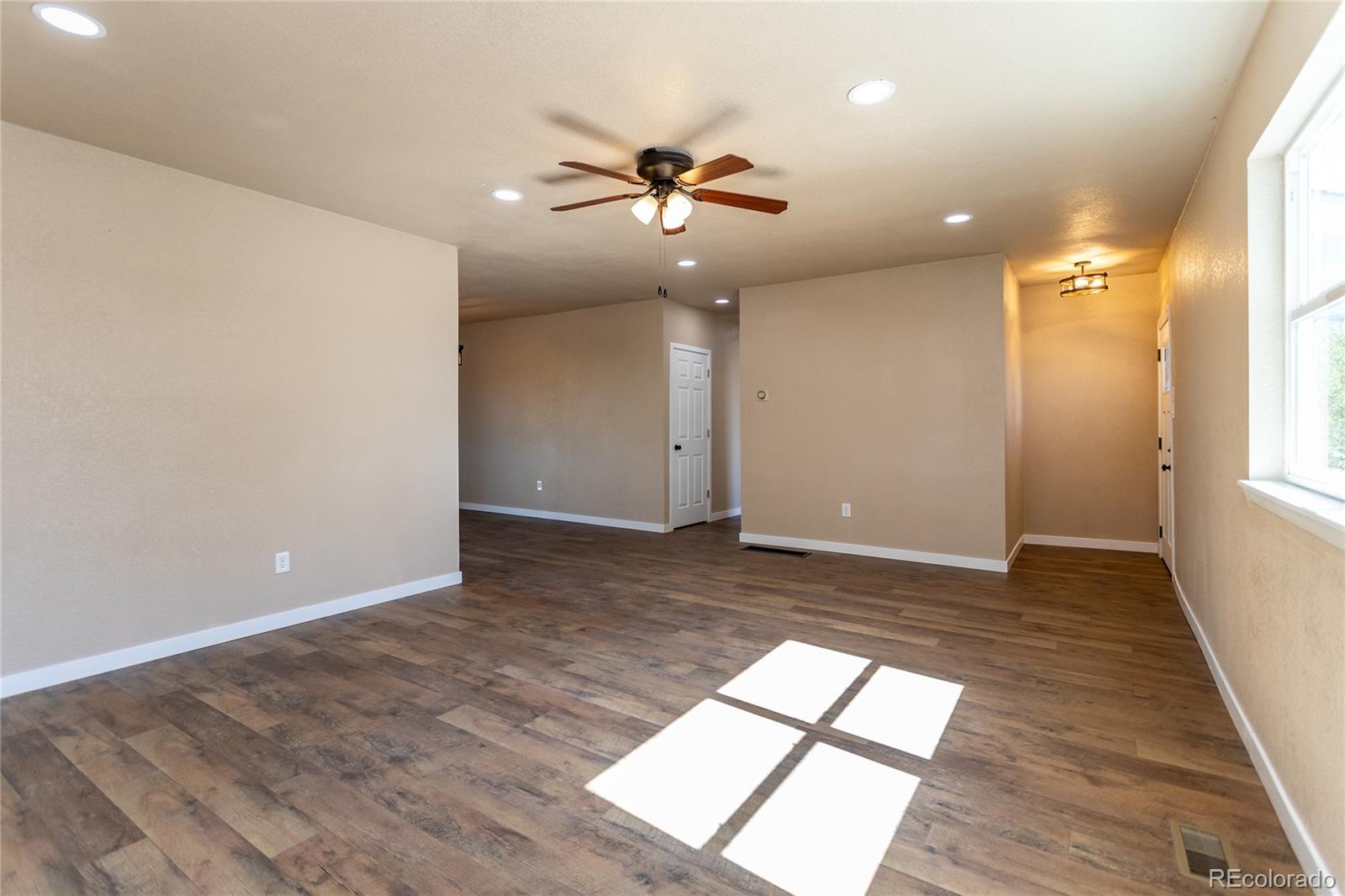 CMA Image for 121  hanover street,Fountain, Colorado
