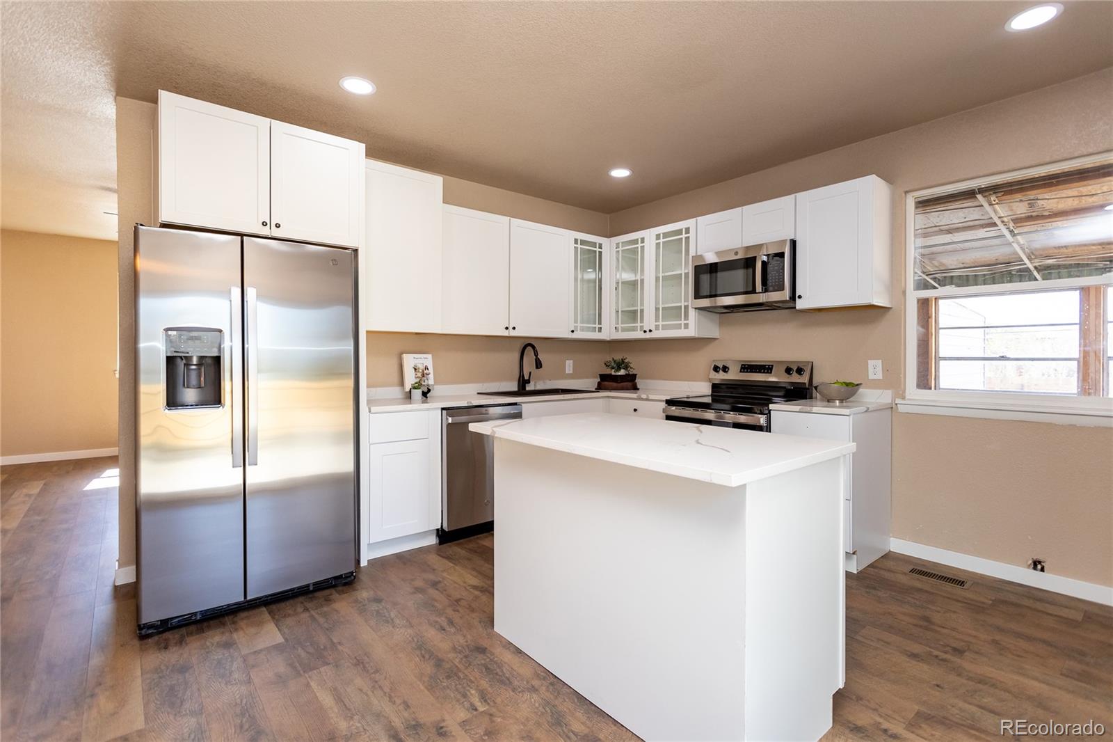MLS Image #5 for 526  crest street,fountain, Colorado