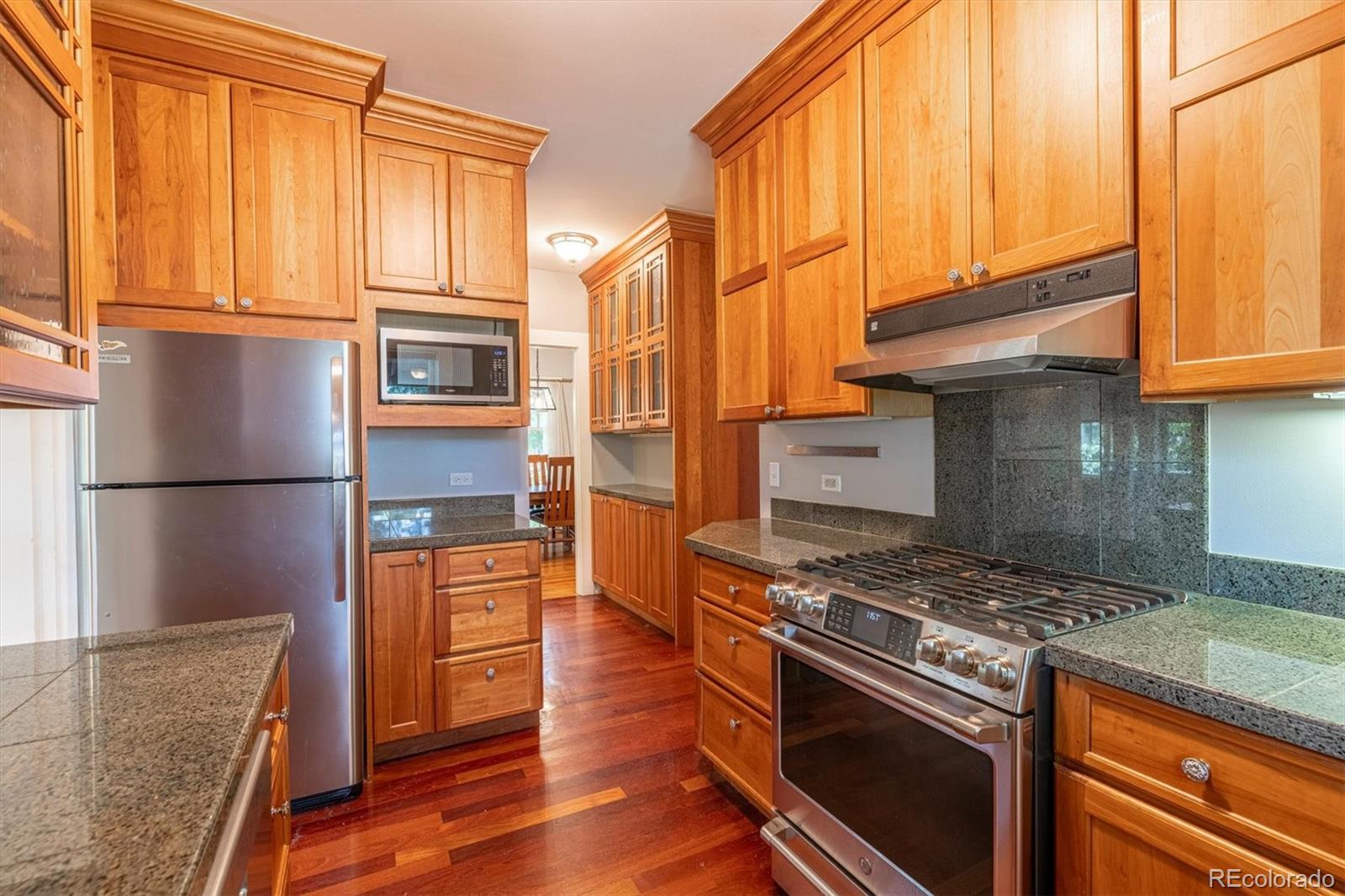 MLS Image #13 for 2100 s columbine street,denver, Colorado