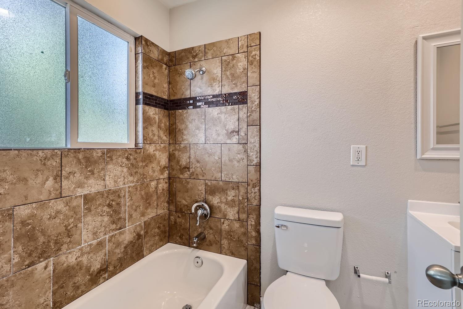 MLS Image #18 for 11647 e kentucky avenue,aurora, Colorado