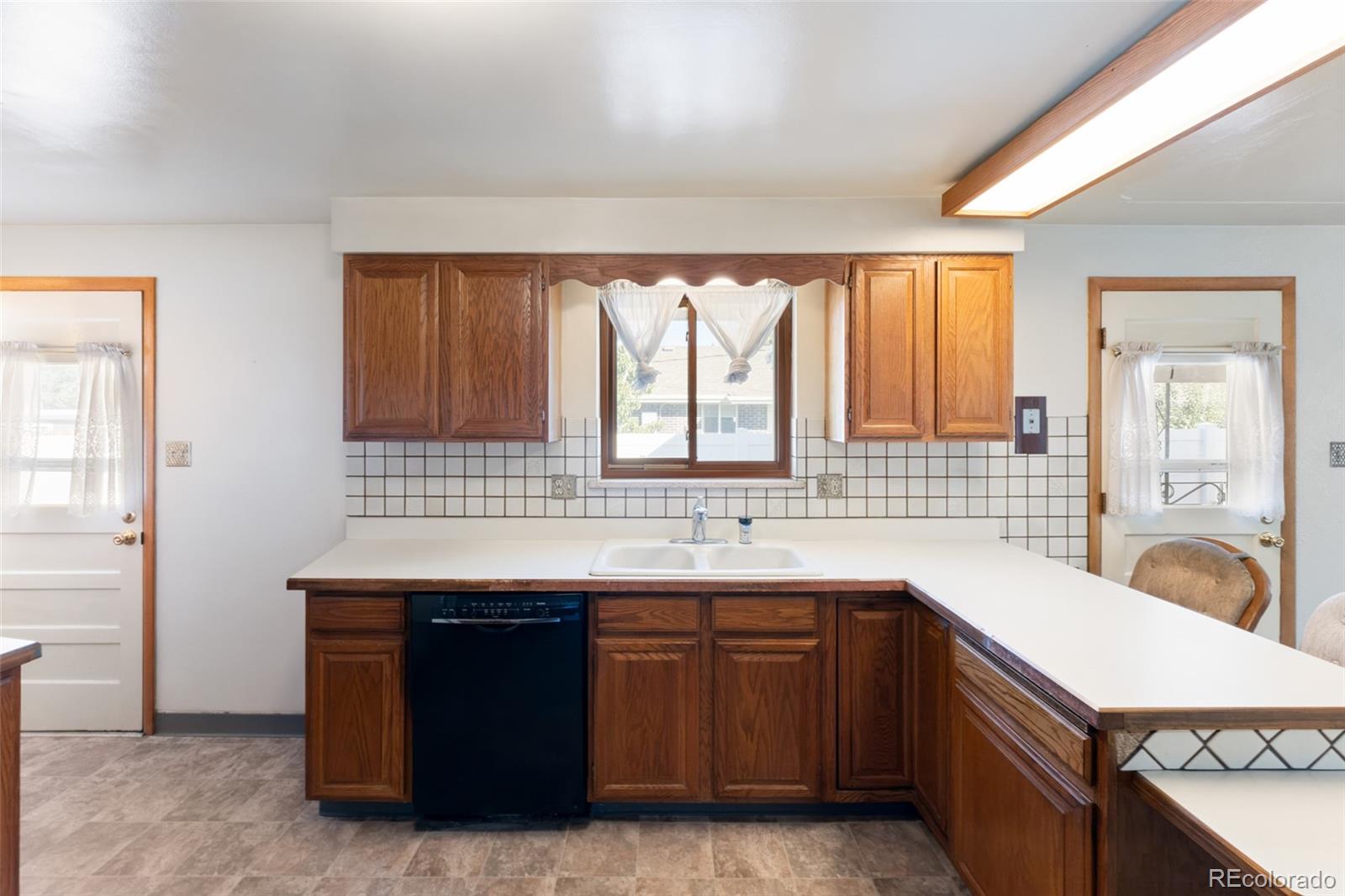 MLS Image #6 for 6068  lee ,arvada, Colorado