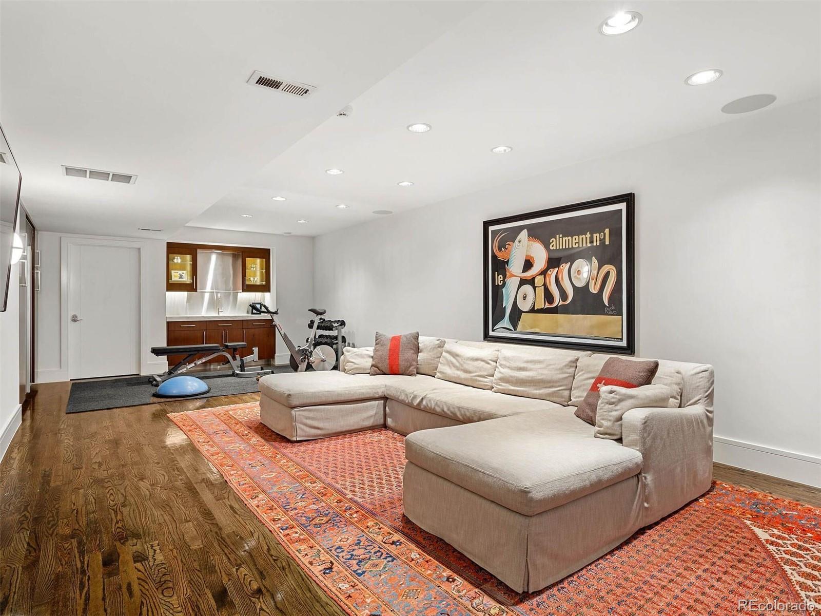 MLS Image #38 for 345  clayton street,denver, Colorado