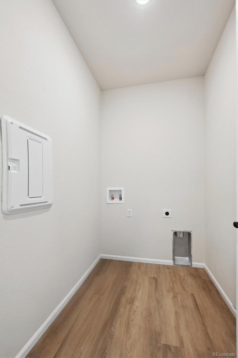 MLS Image #11 for 1392  rock cliff avenue,erie, Colorado