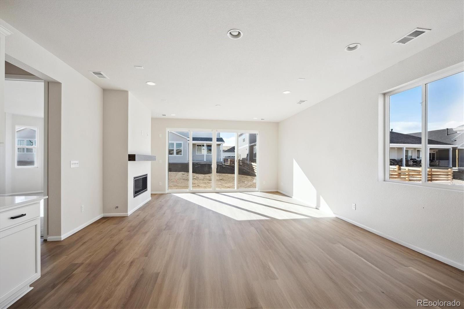 MLS Image #9 for 1392  rock cliff avenue,erie, Colorado