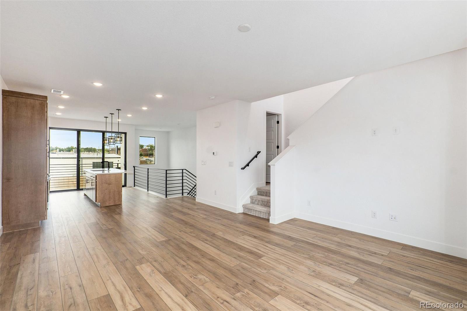 MLS Image #3 for 2044 s holly street 5,denver, Colorado