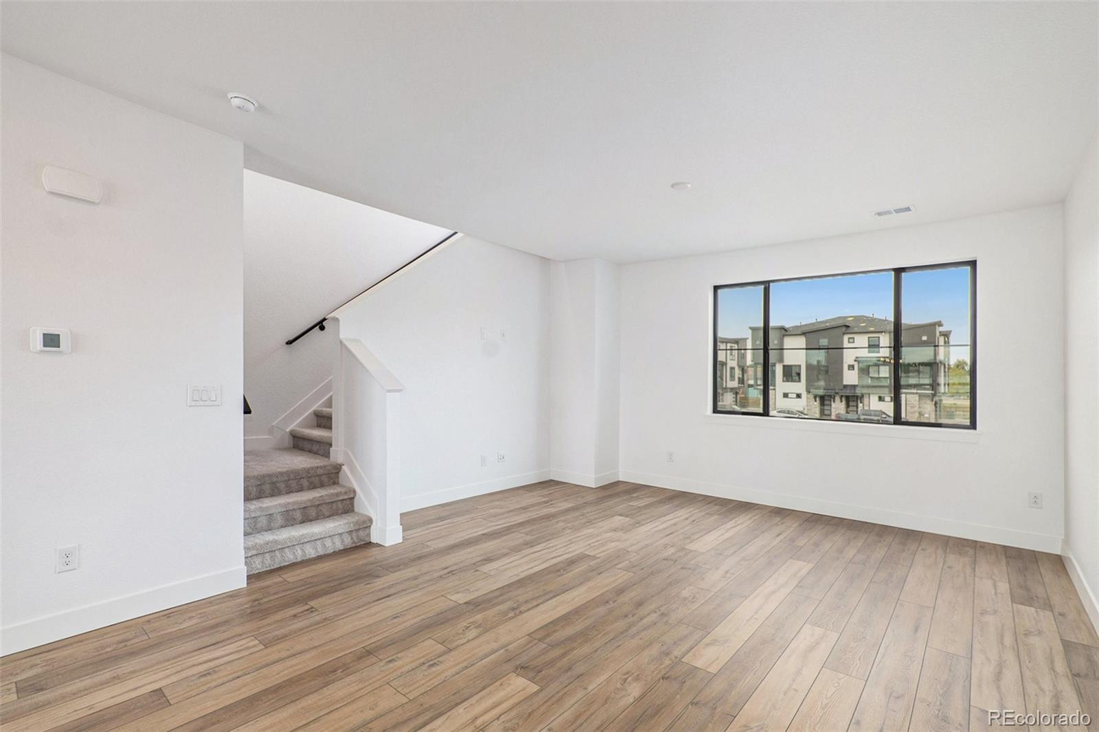 MLS Image #4 for 2044 s holly street 5,denver, Colorado