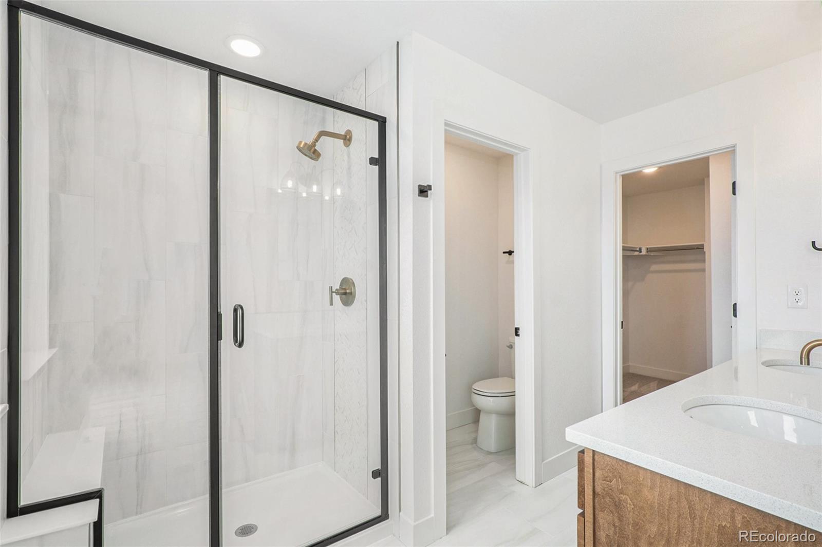 MLS Image #7 for 2044 s holly street 5,denver, Colorado