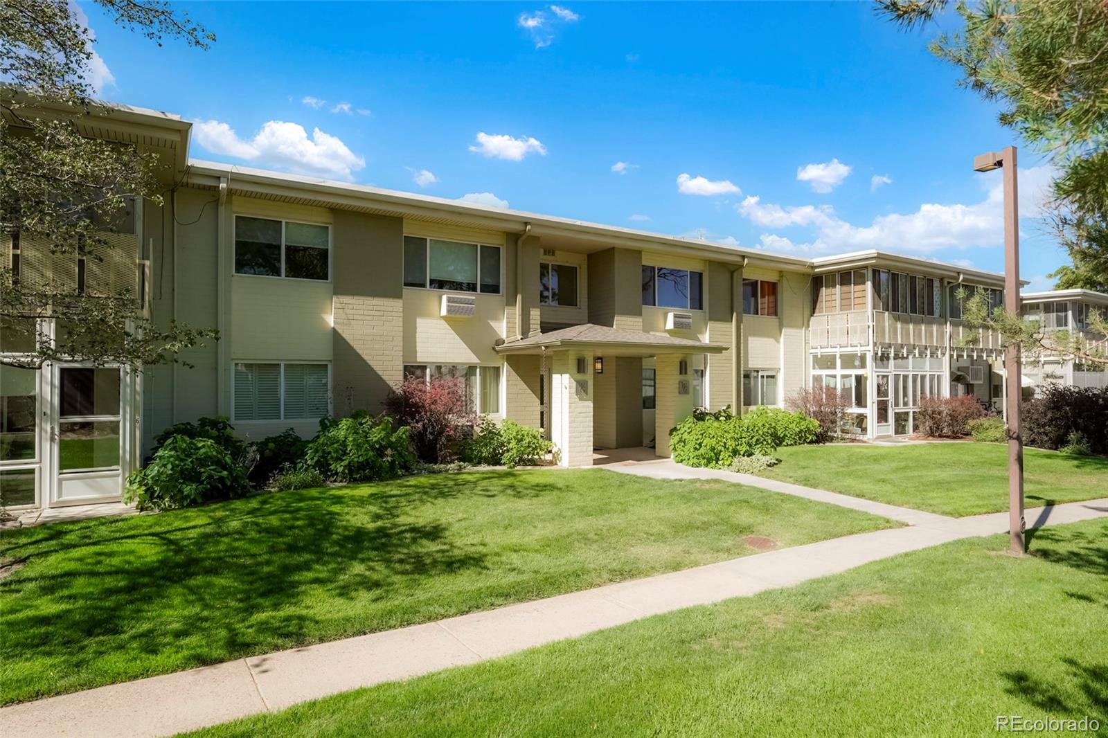 CMA Image for 725 S Clinton Street,Denver, Colorado
