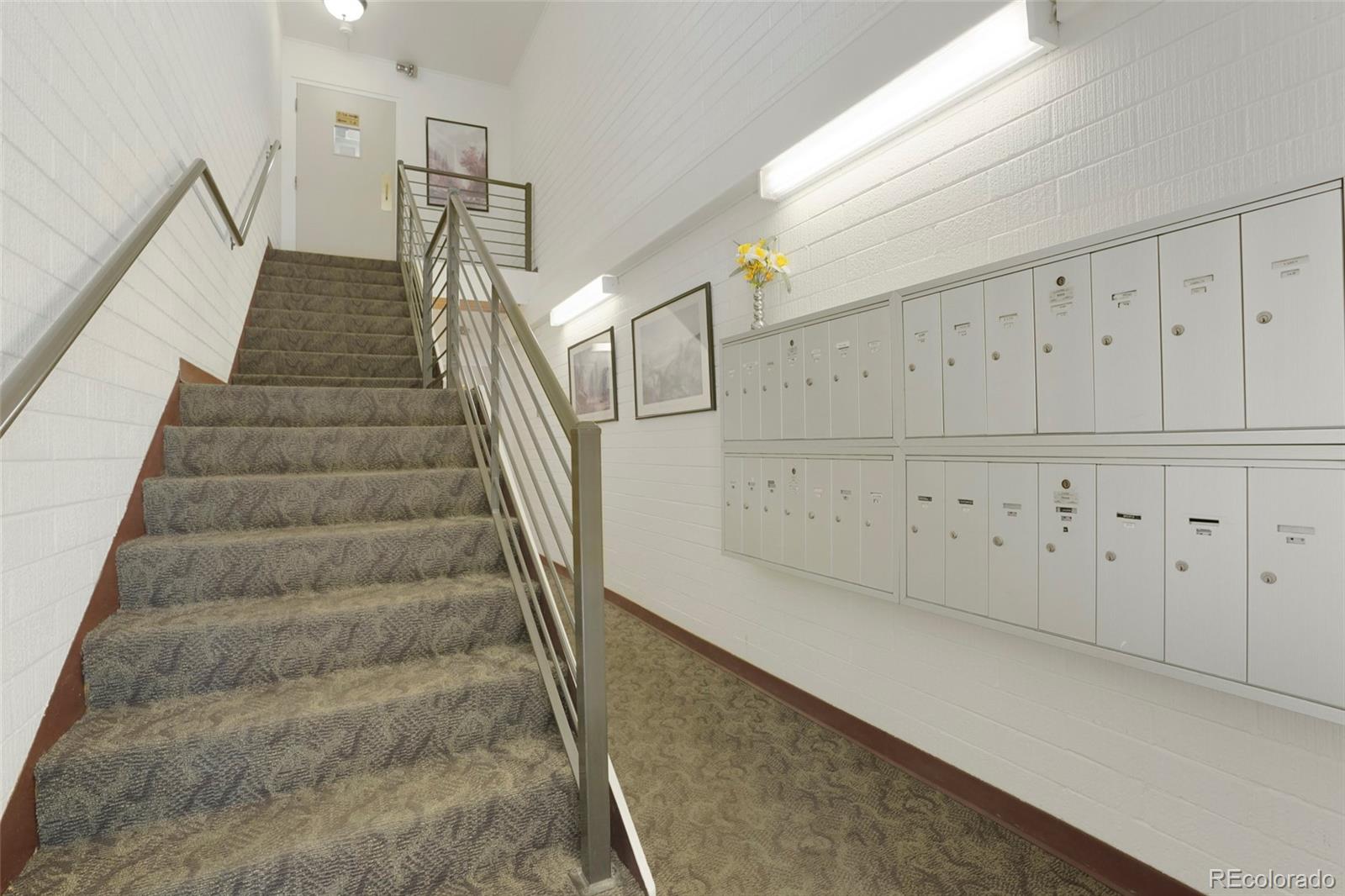 MLS Image #21 for 725 s clinton street,denver, Colorado