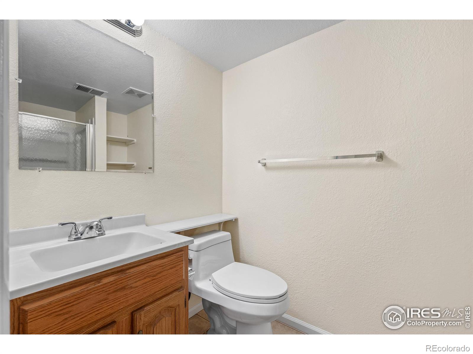 MLS Image #27 for 303  pheasant run,louisville, Colorado