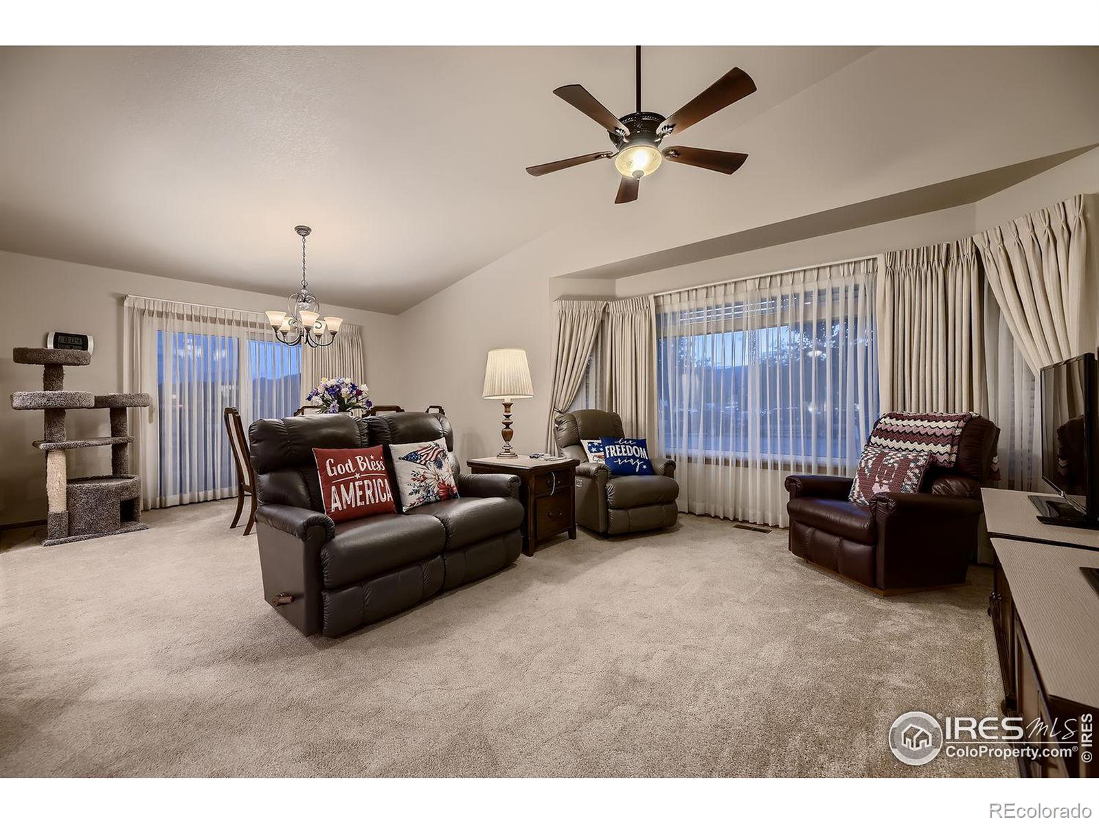 MLS Image #8 for 6588 s iris street,littleton, Colorado