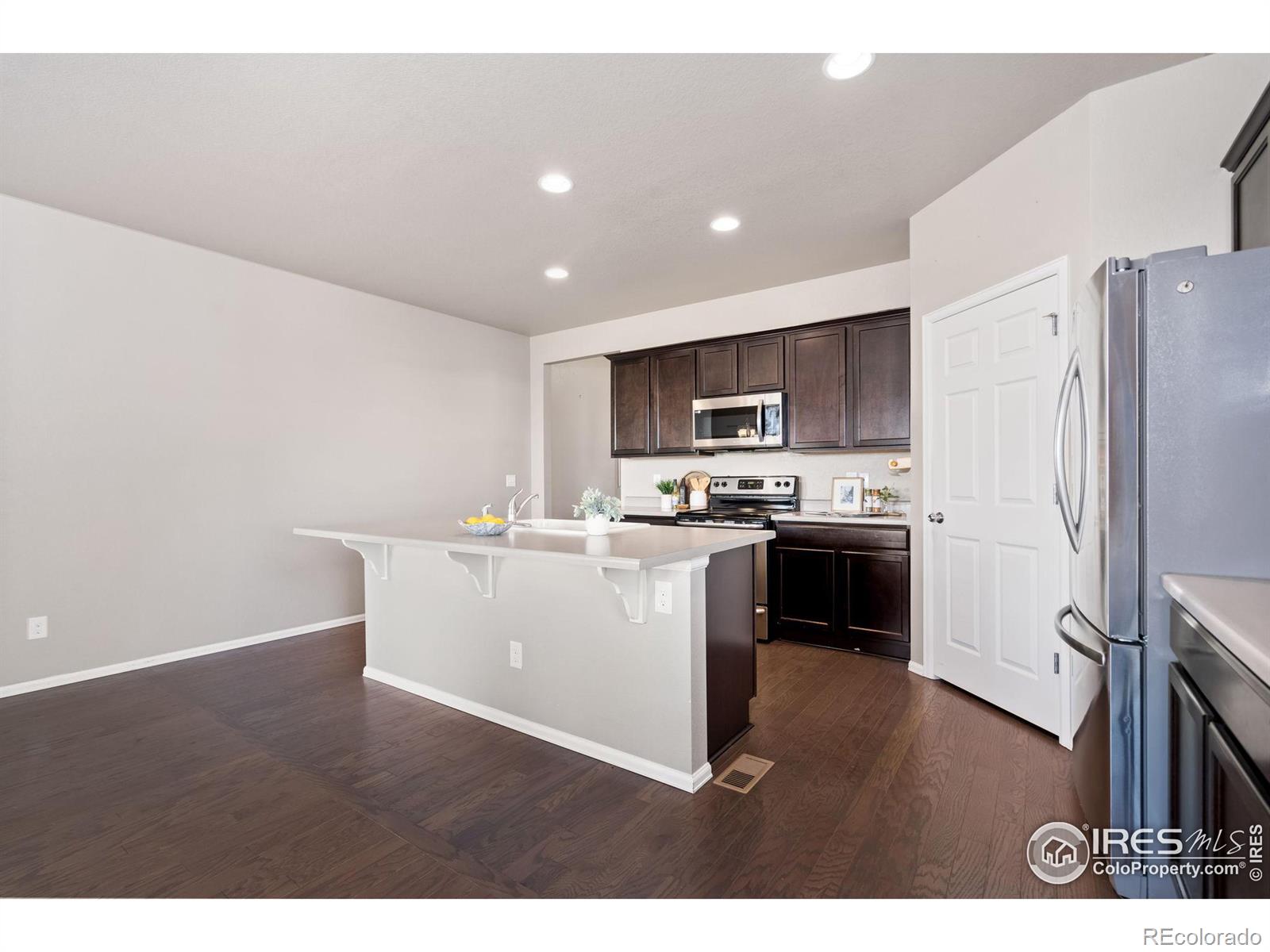 MLS Image #11 for 1556  highfield drive,windsor, Colorado