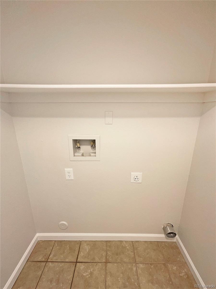 MLS Image #15 for 10243 e peakview avenue,englewood, Colorado