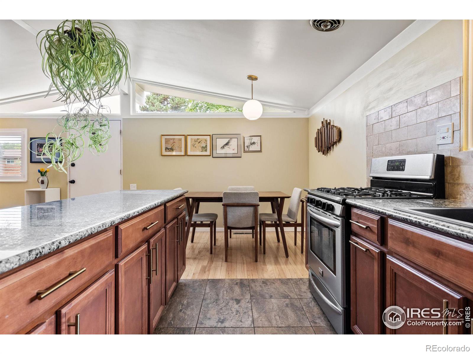 MLS Image #11 for 2530 s osceola street,denver, Colorado