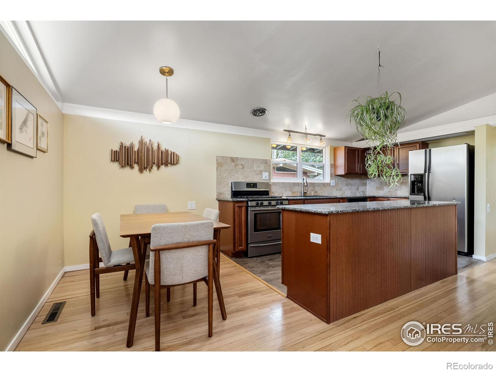 MLS Image #9 for 2530 s osceola street,denver, Colorado