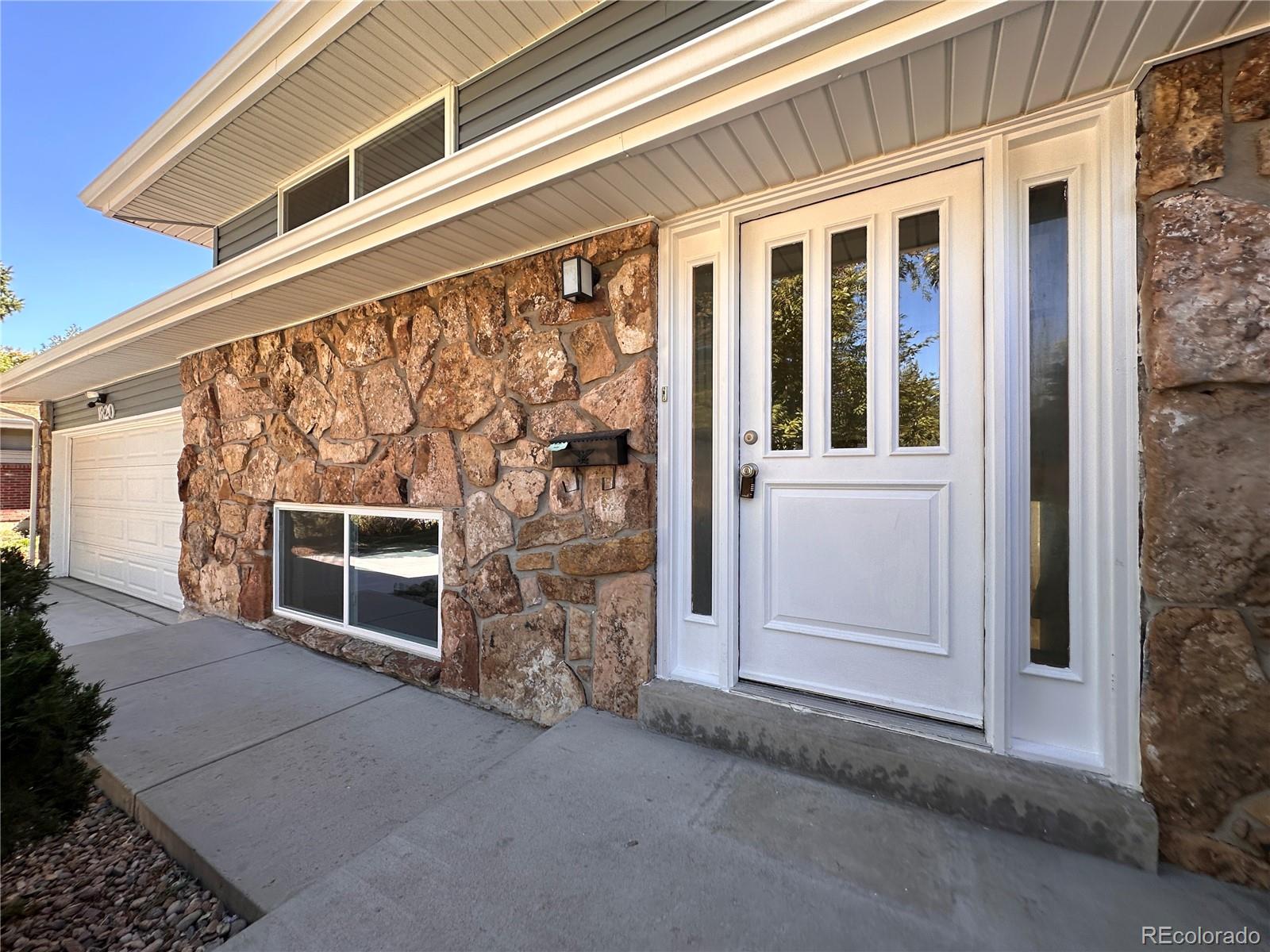 MLS Image #2 for 1820 e kettle avenue,centennial, Colorado