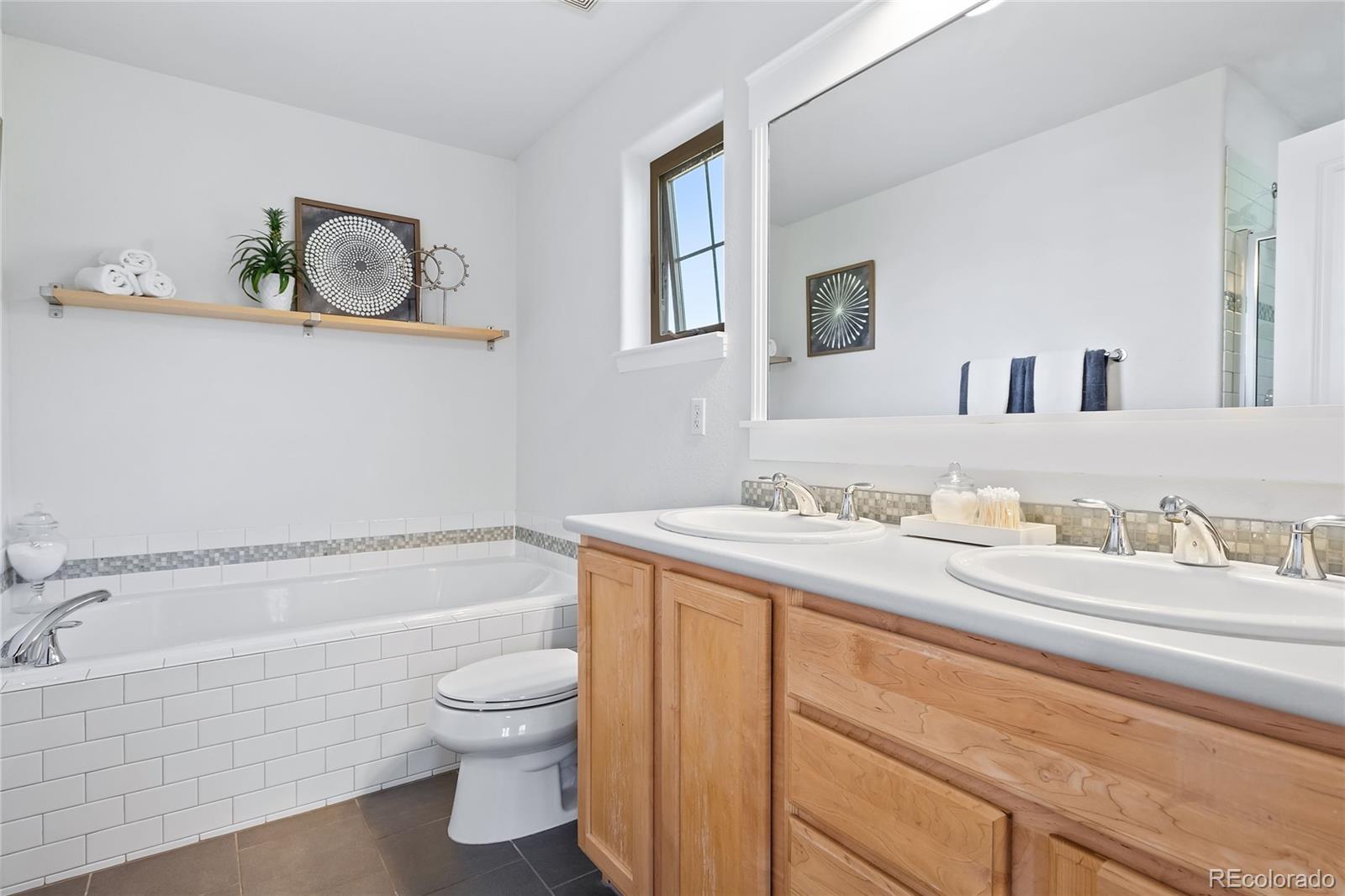 MLS Image #19 for 9169 e 29th place,denver, Colorado