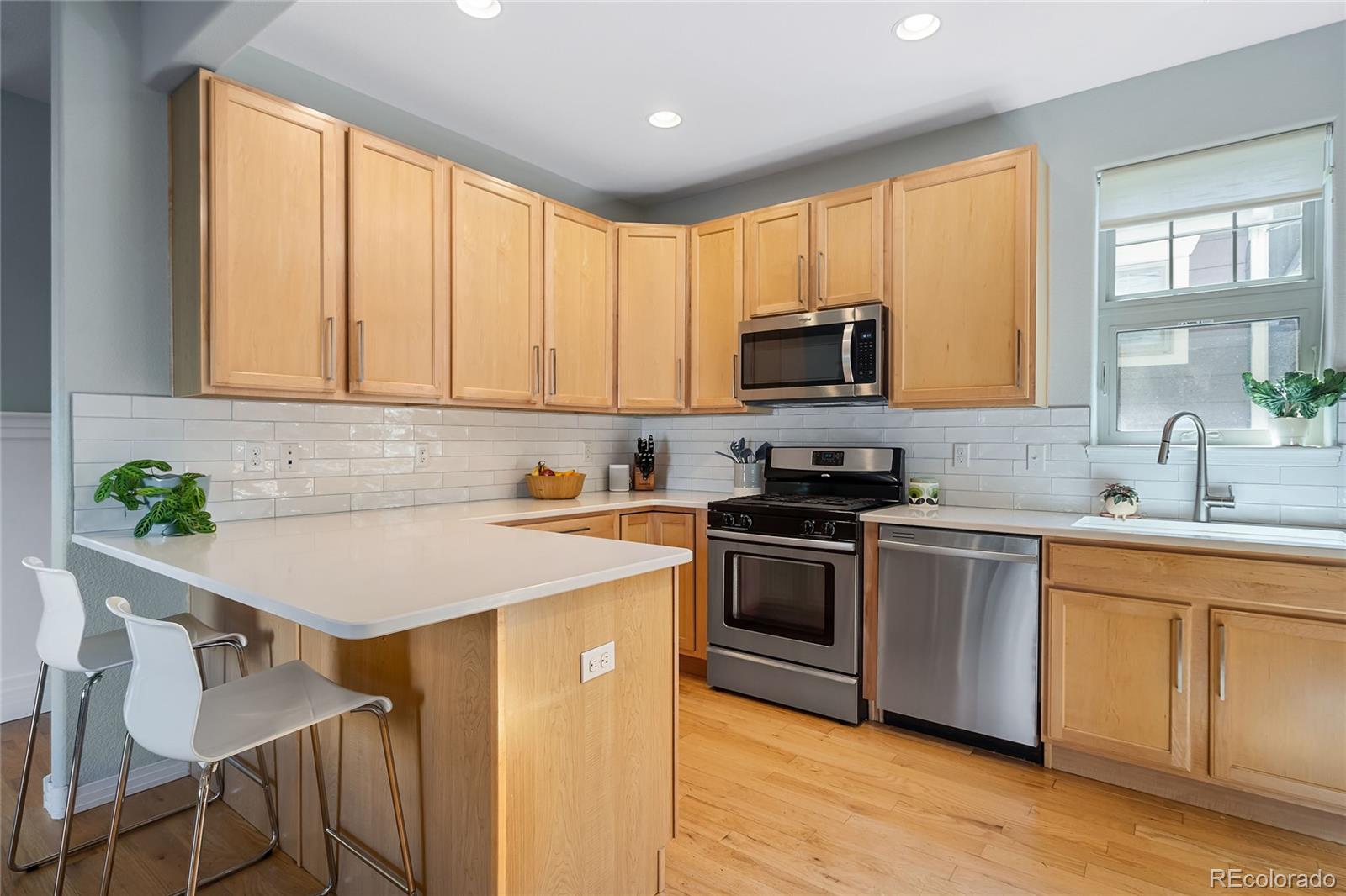 MLS Image #6 for 9169 e 29th place,denver, Colorado