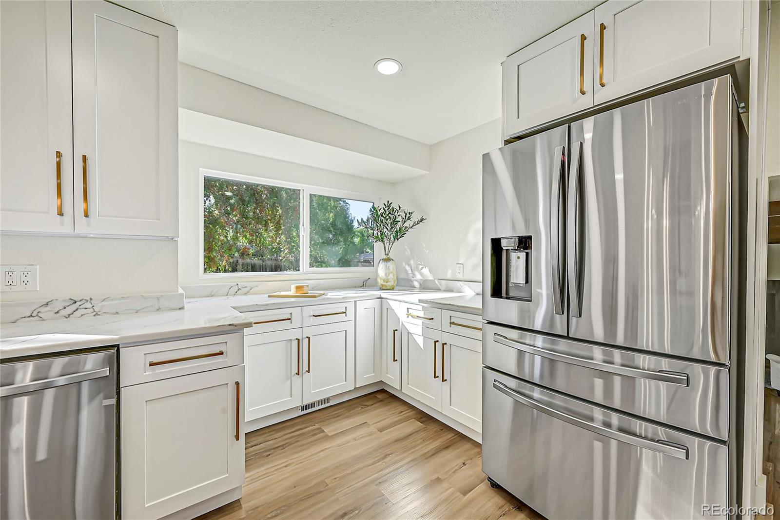 MLS Image #15 for 2197 s dover way,lakewood, Colorado