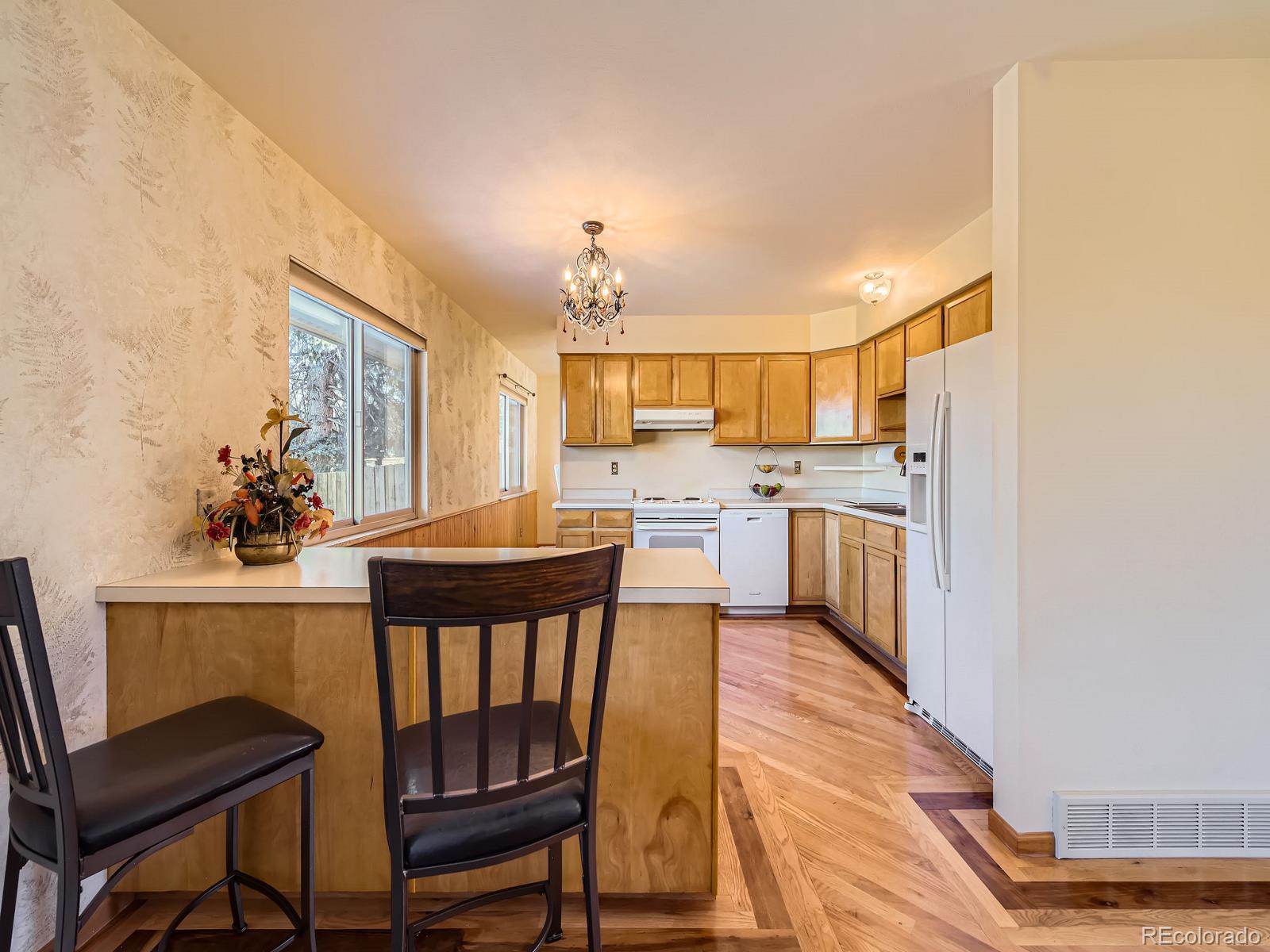 MLS Image #6 for 4446 s xenia street,denver, Colorado