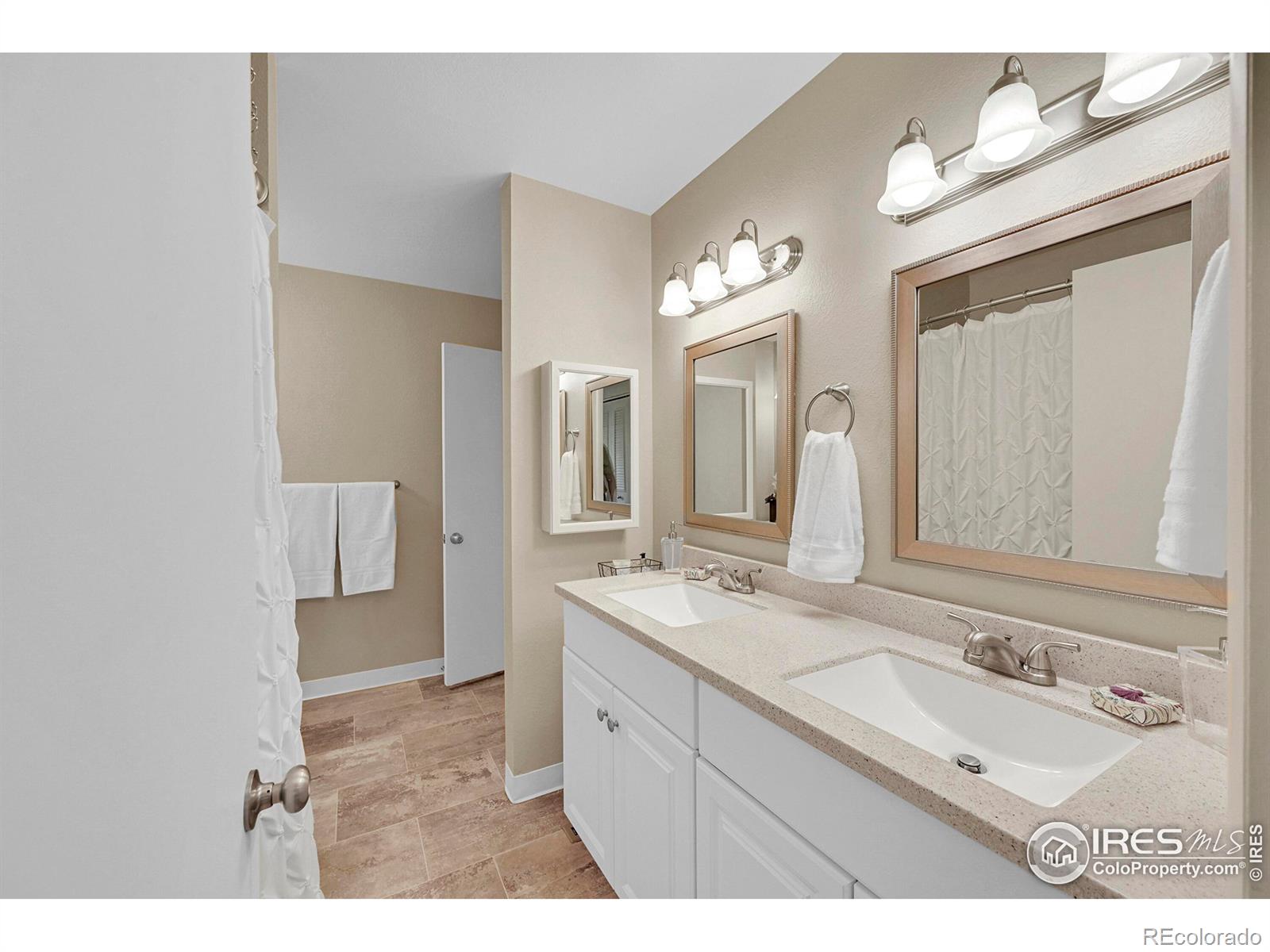 MLS Image #17 for 1458  greenbriar boulevard,boulder, Colorado