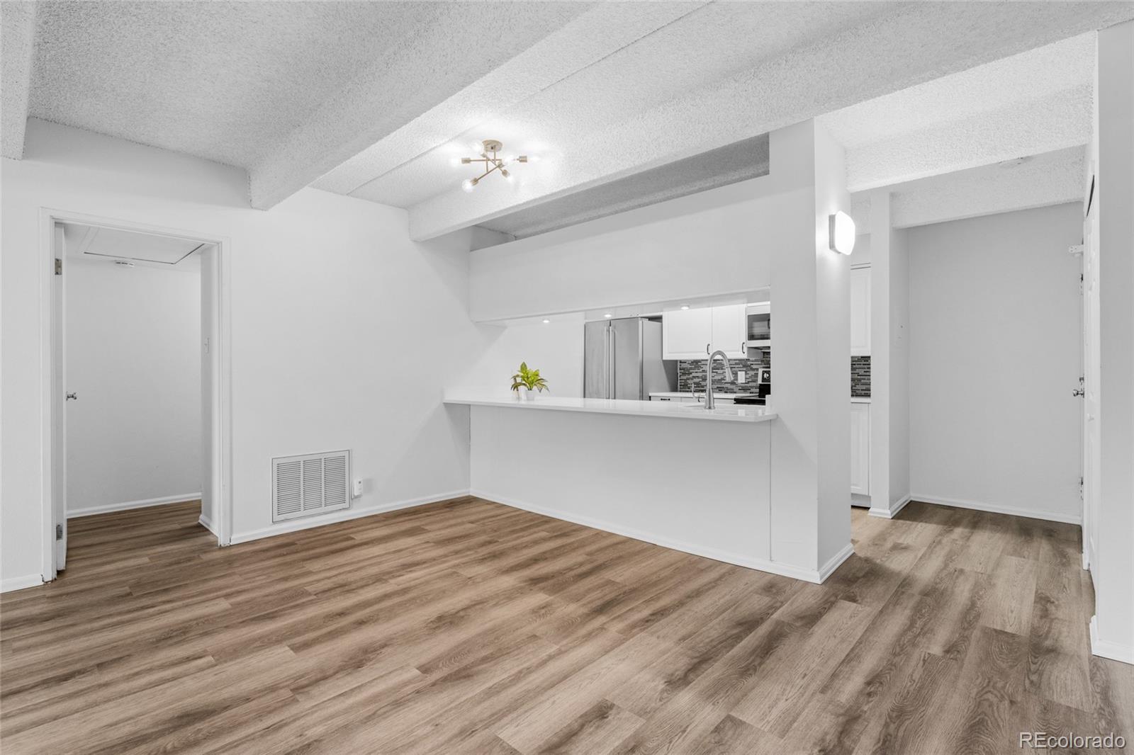 MLS Image #5 for 777 n washington street,denver, Colorado