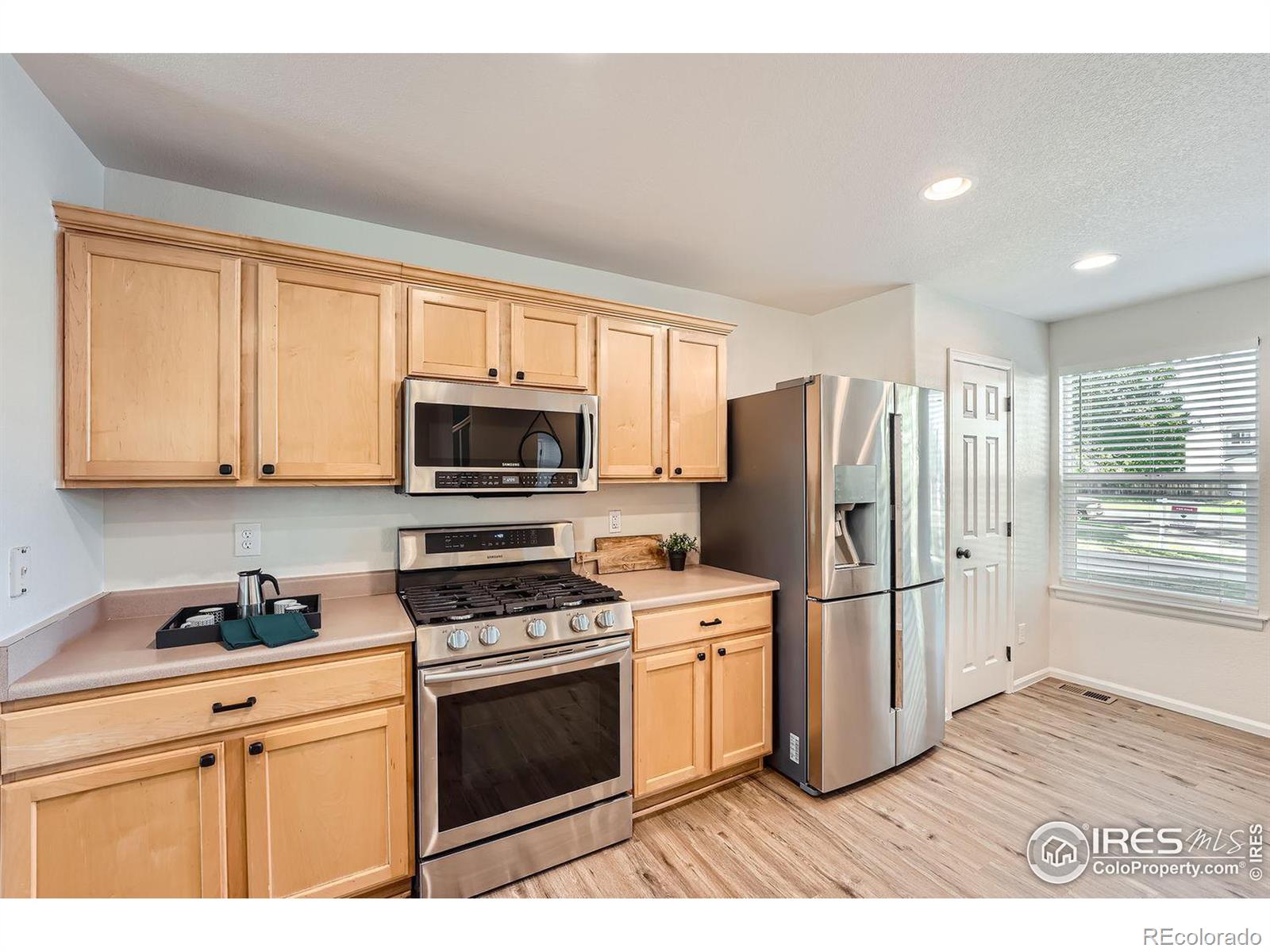 MLS Image #5 for 8283 s olathe court,englewood, Colorado