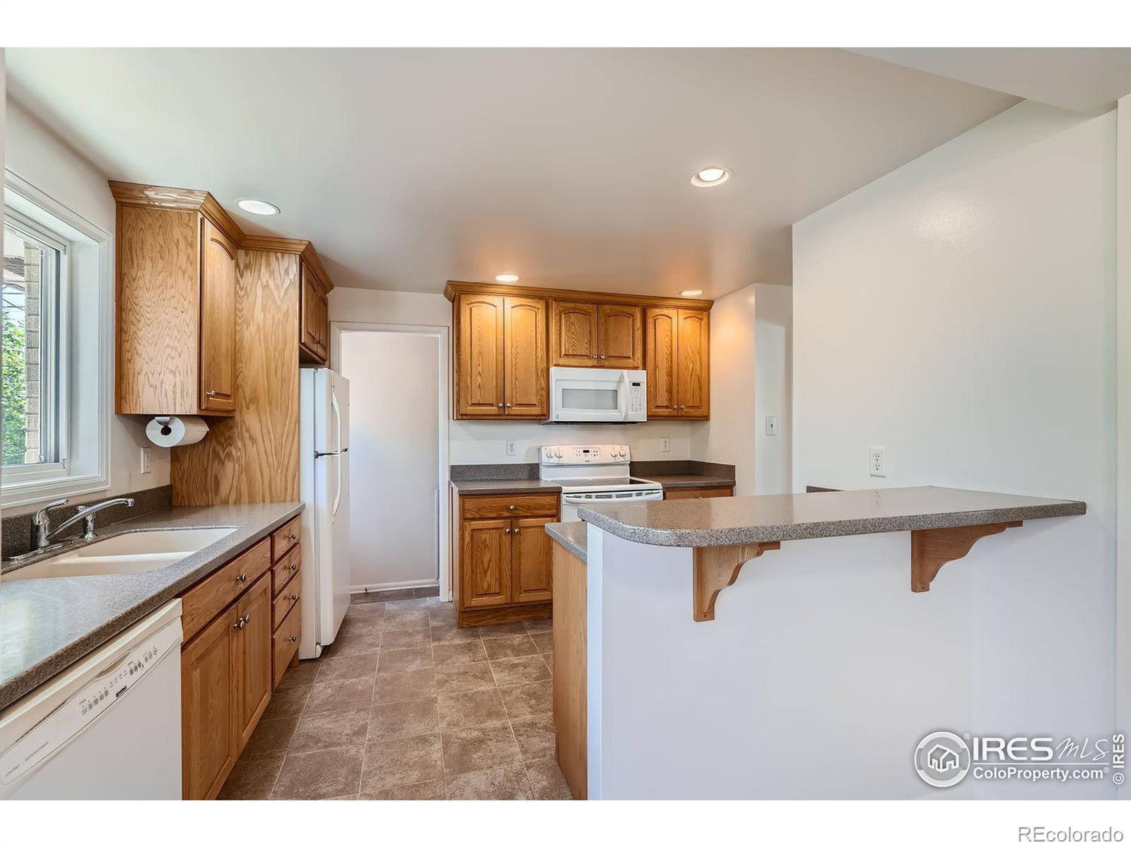 MLS Image #7 for 910  laurel street,broomfield, Colorado