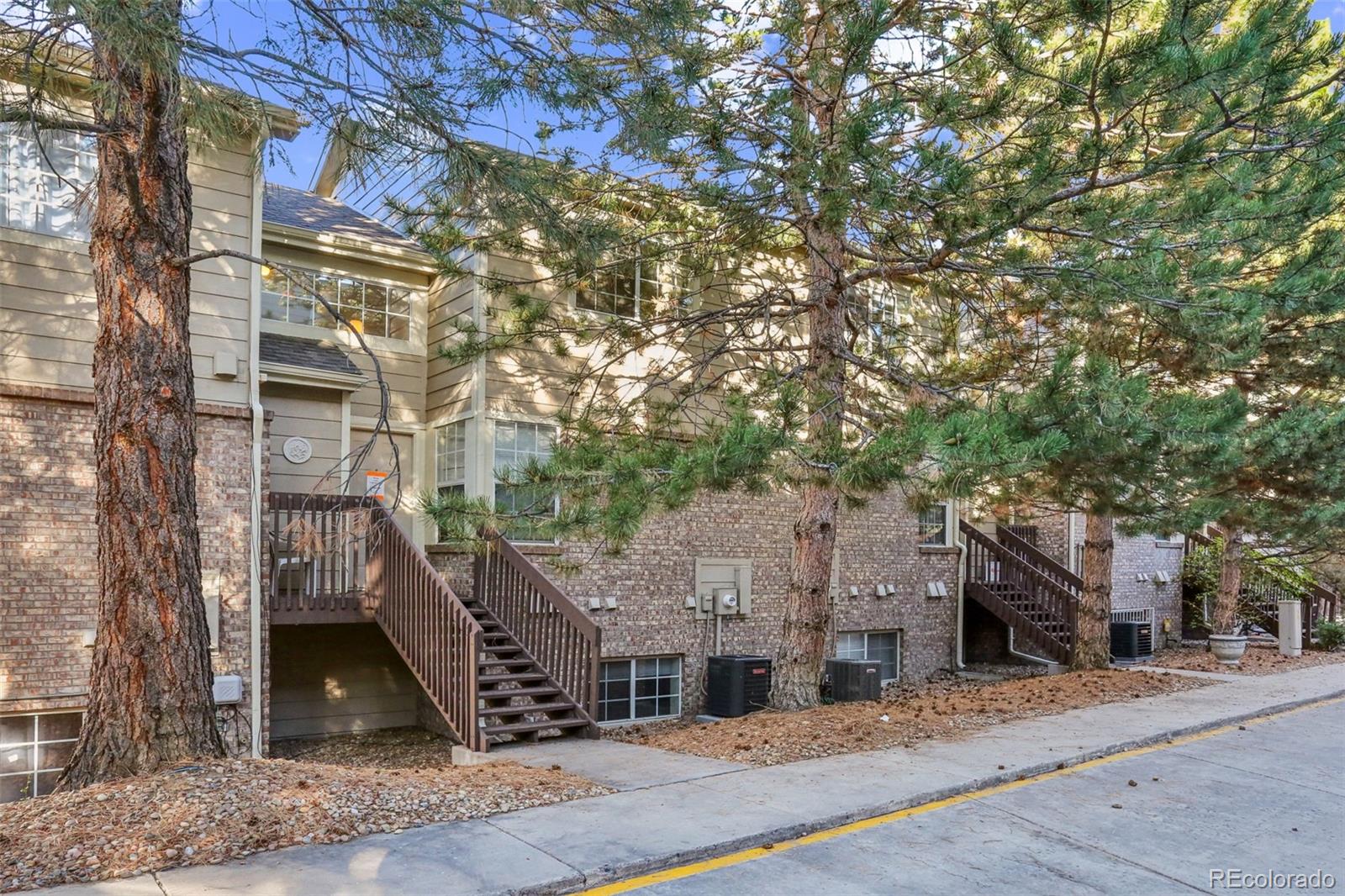 MLS Image #2 for 1470 s quebec way,denver, Colorado