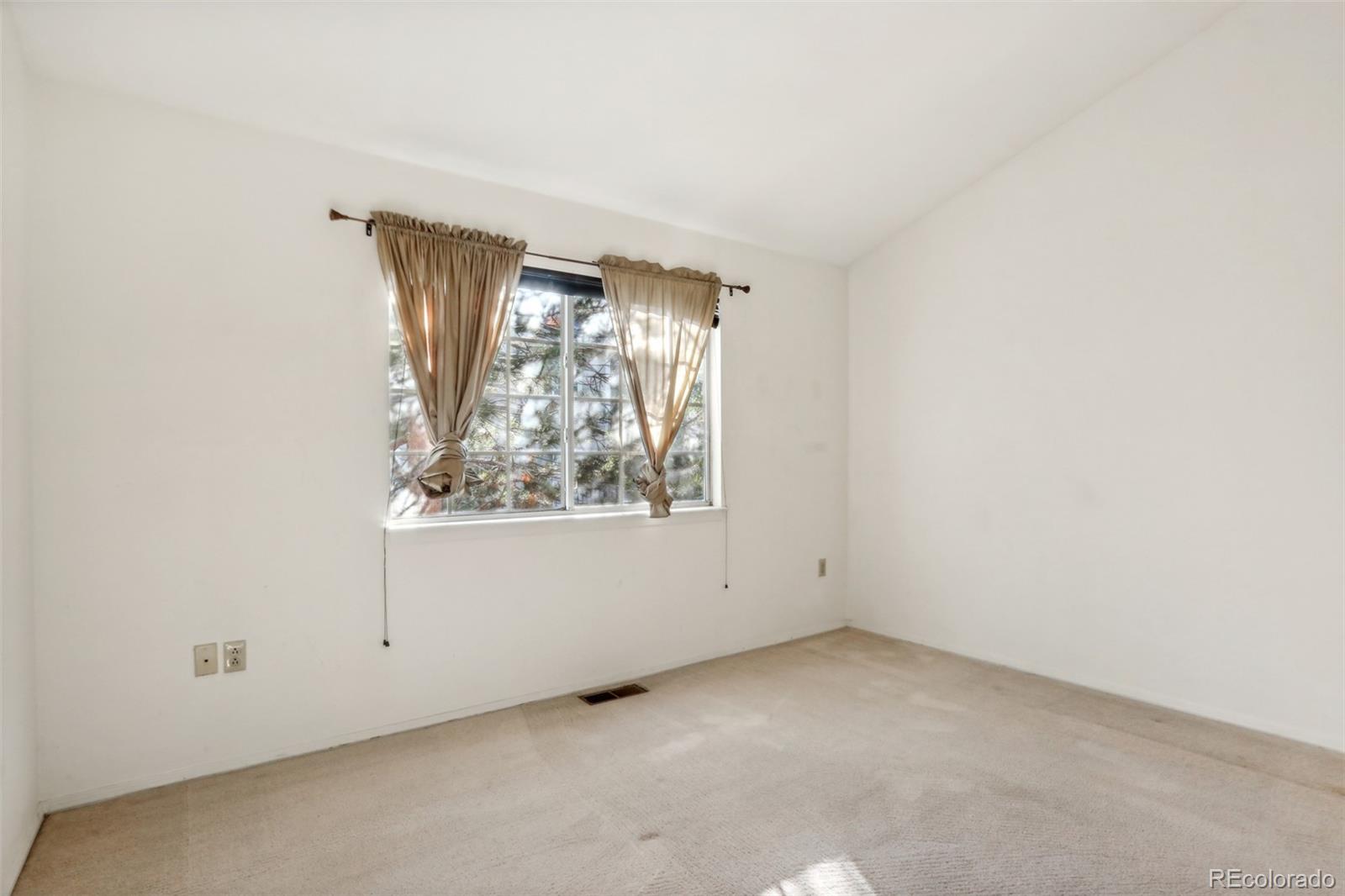 MLS Image #29 for 1470 s quebec way,denver, Colorado