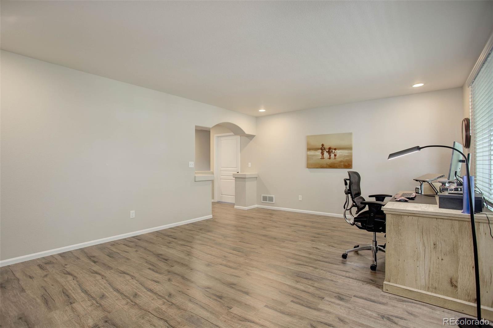 MLS Image #25 for 20103 e 55th place,denver, Colorado