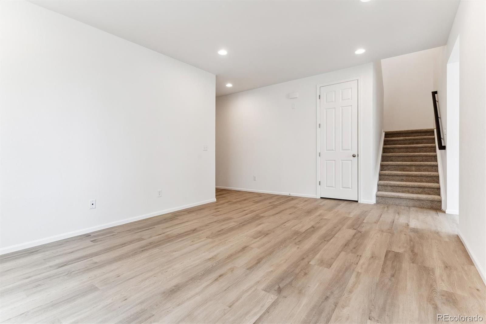MLS Image #7 for 39243  clymer street,elizabeth, Colorado