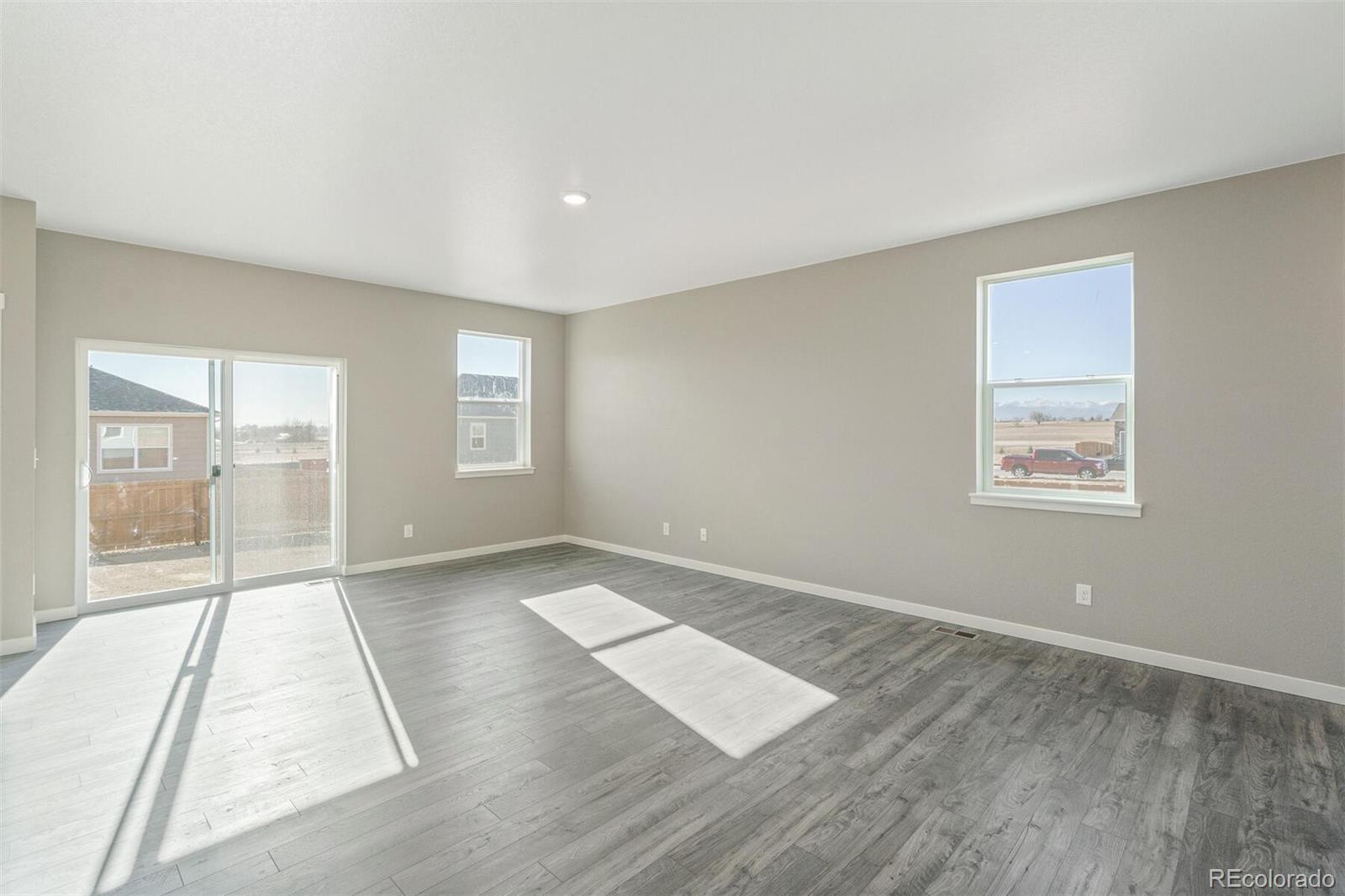 MLS Image #7 for 204 s uriah street,aurora, Colorado