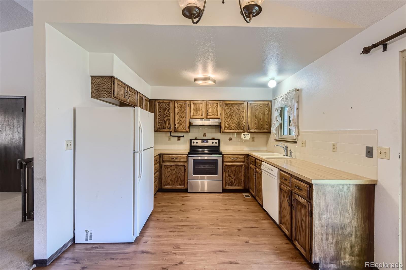 MLS Image #8 for 17673 e tennessee drive,aurora, Colorado