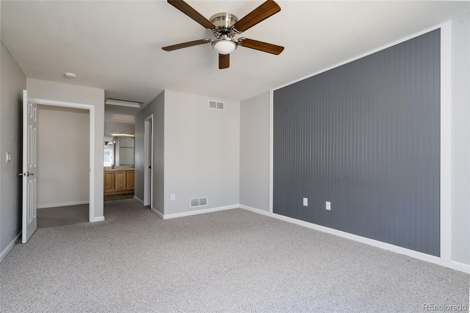 MLS Image #12 for 22092 e irish drive,aurora, Colorado