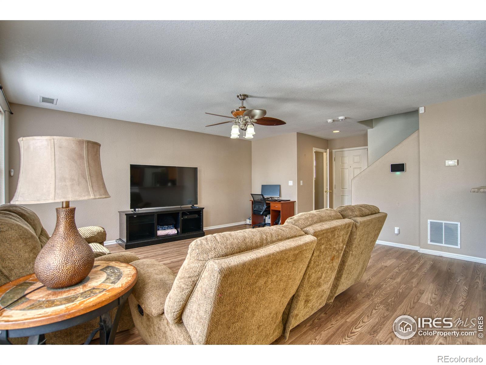 MLS Image #4 for 13872  linden court,thornton, Colorado